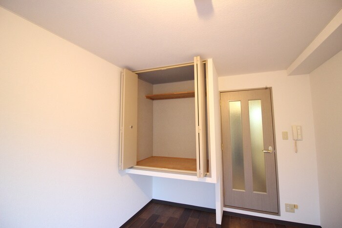 物件内観写真8　(収納)