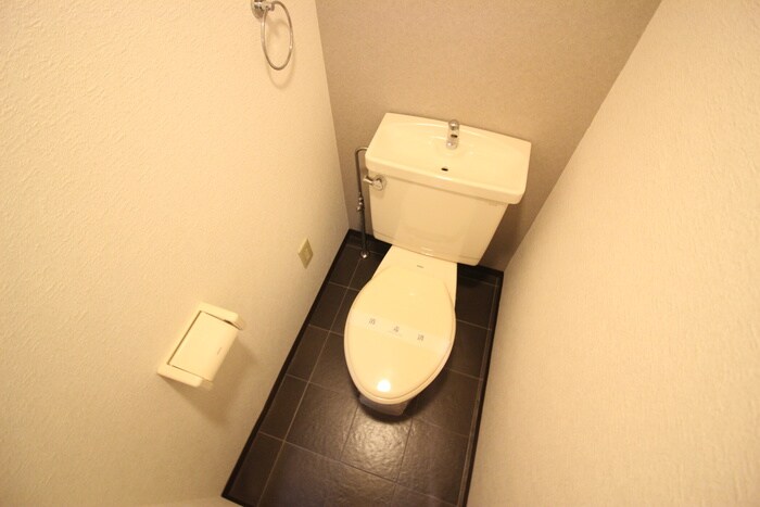 物件内観写真13　(トイレ)