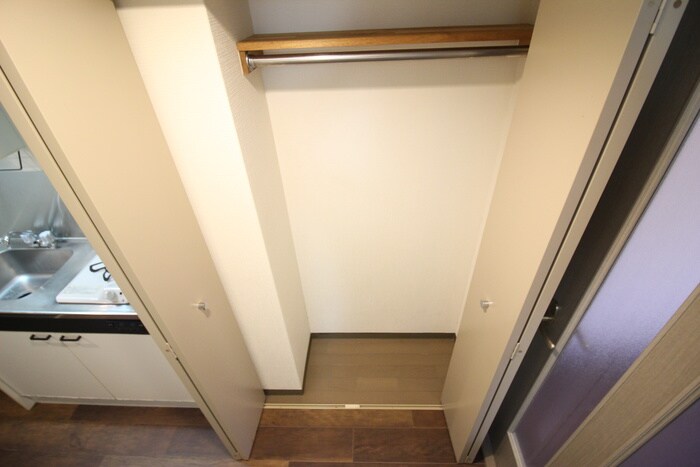 物件内観写真15　(収納)