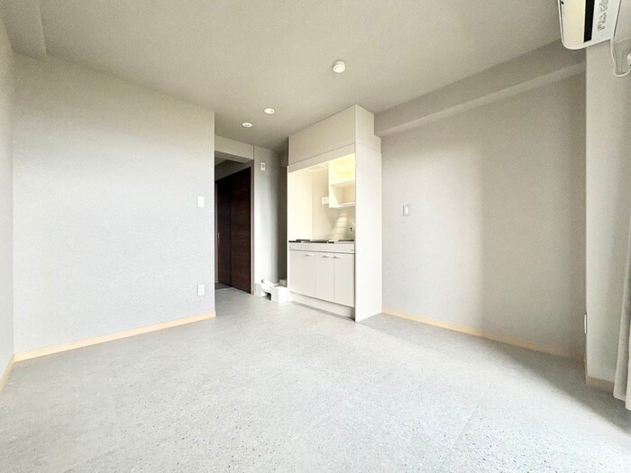 物件内観写真4　(居室)