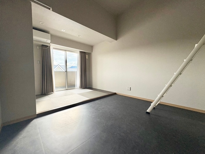 物件内観写真4　(居室)