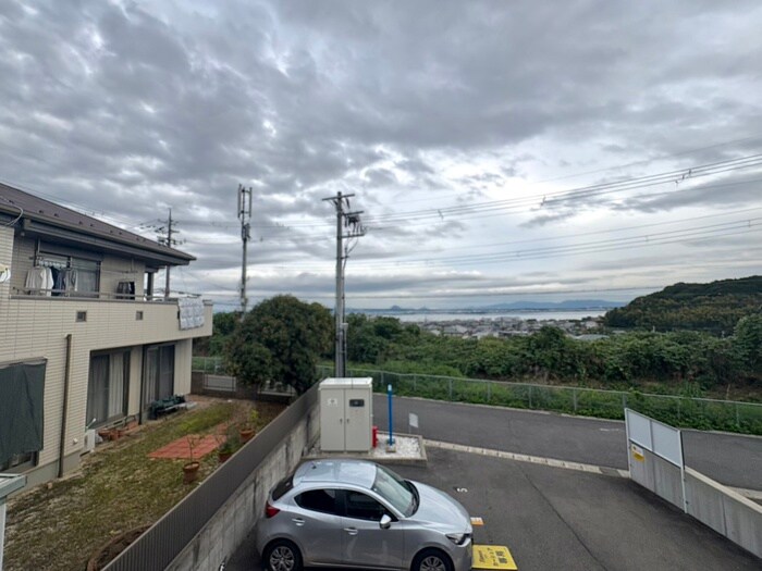 物件内観写真17　(室内からの展望)