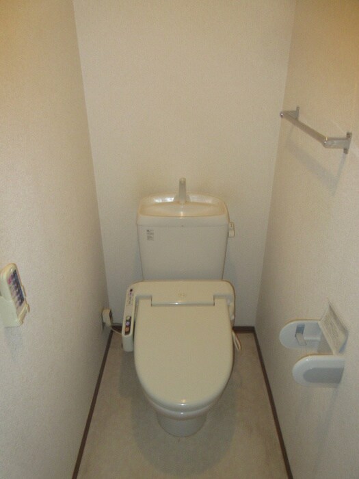 物件内観写真9　(トイレ)