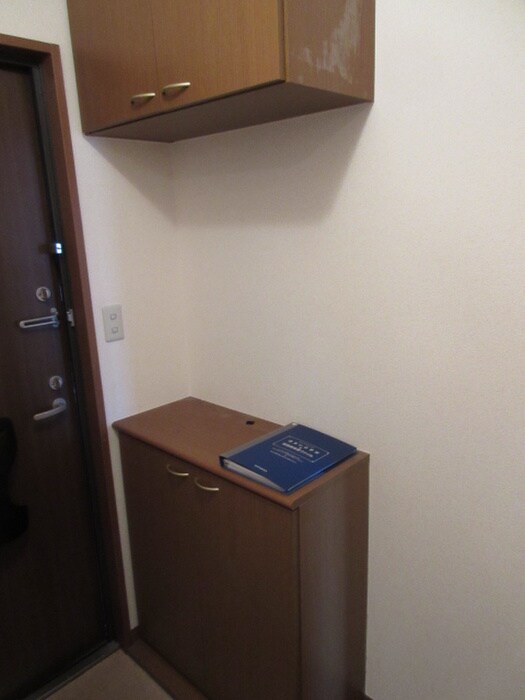 物件内観写真15　(靴箱)