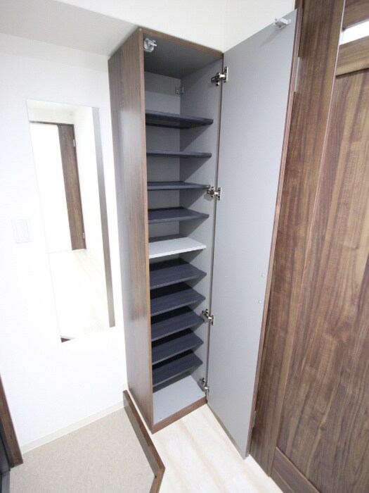 物件内観写真12　(靴箱)