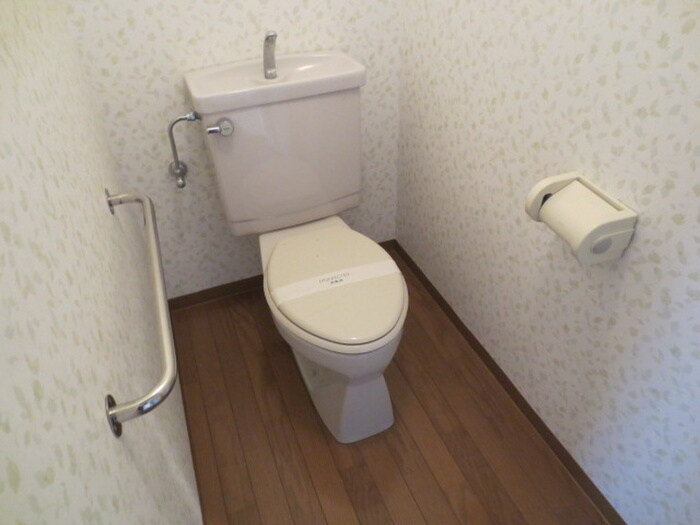 物件内観写真10　(トイレ)