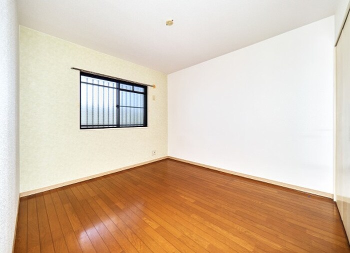 物件内観写真13　(居室)