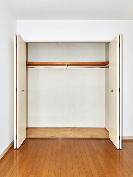 物件内観写真15　(収納)