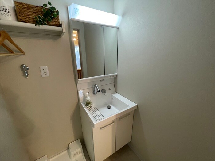 物件内観写真13　(洗面)