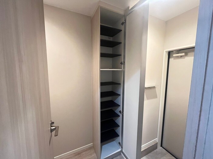 物件内観写真15　(靴箱)