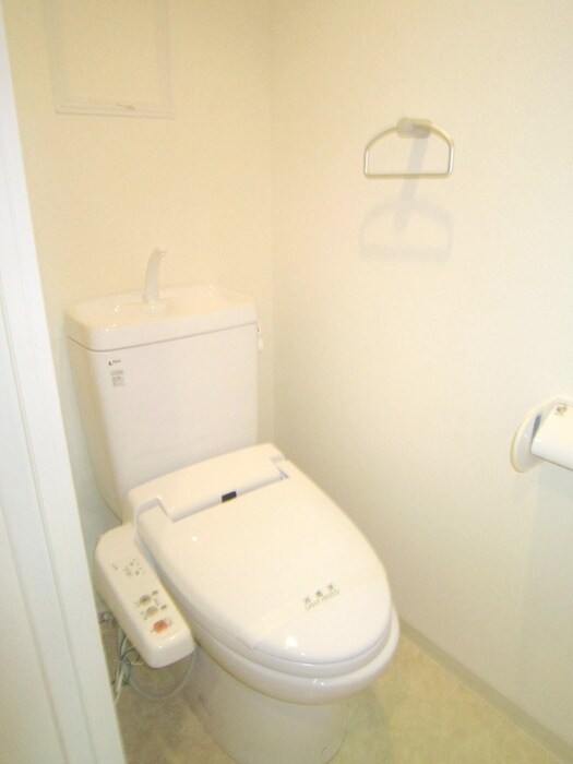 物件内観写真8　(トイレ)