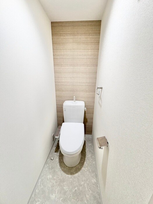 物件内観写真11　(トイレ)