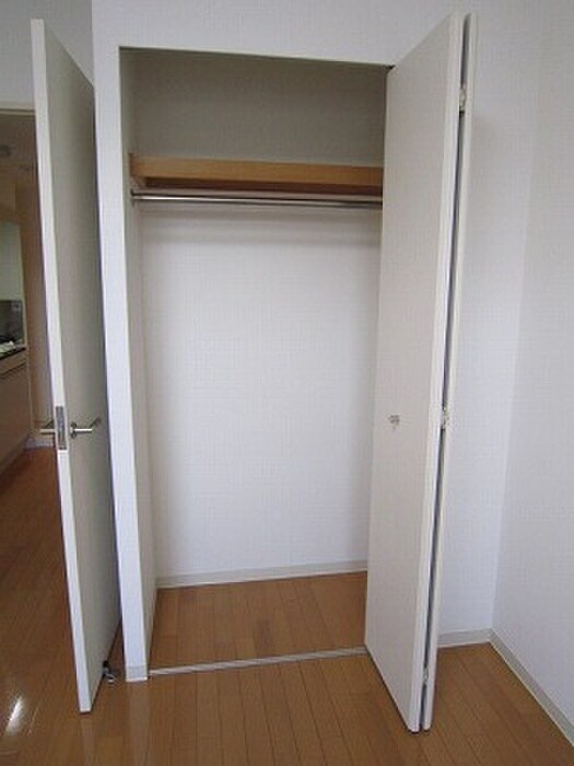 物件内観写真12　(収納)