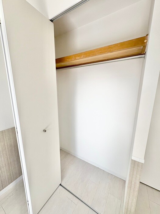 物件内観写真12　(収納)