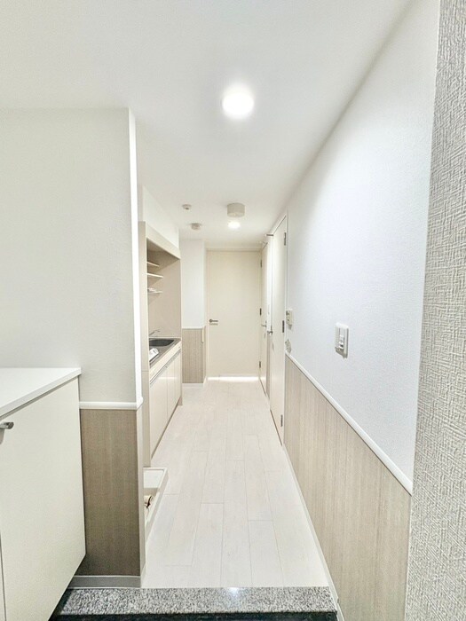 物件内観写真15　(廊下)