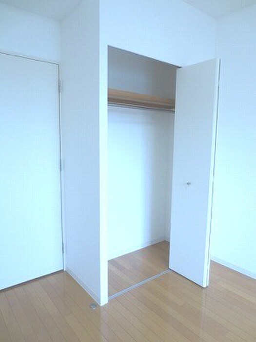 物件内観写真16　(収納)