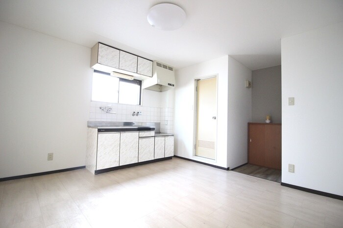 物件内観写真7　(居室)