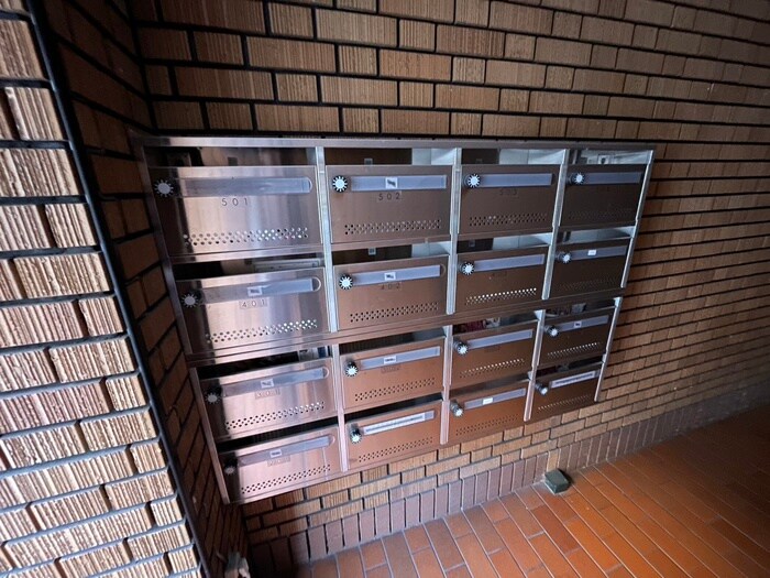 物件外観写真4　(建物設備)