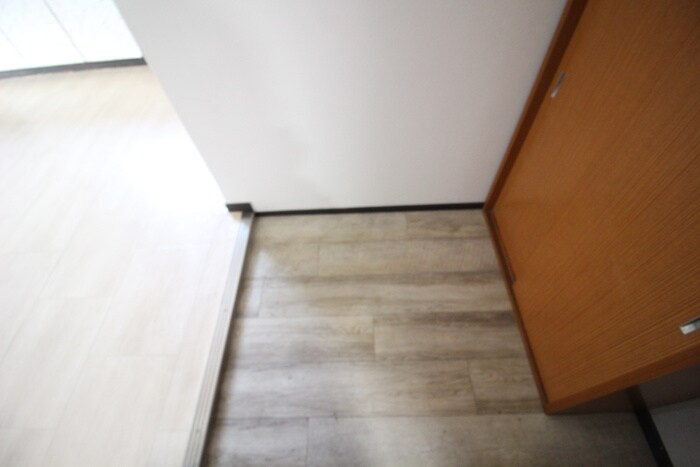 物件内観写真14　(玄関)