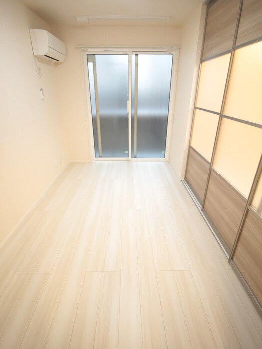 物件内観写真19　(居室)