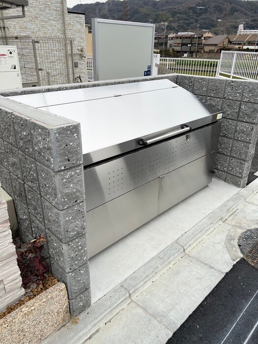 物件外観写真3　(駐輪場)