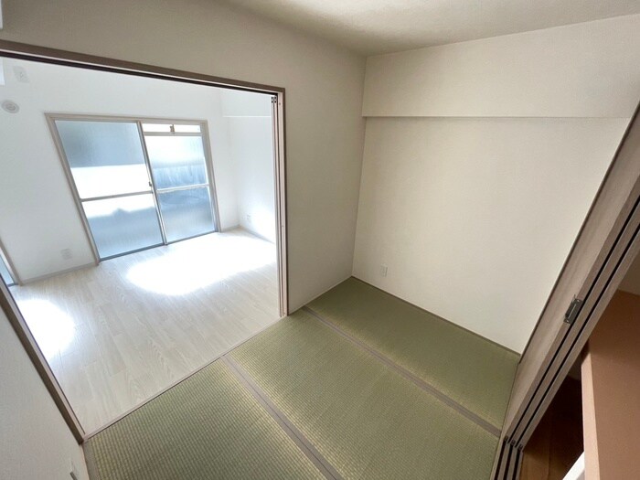 物件内観写真19　(居室)