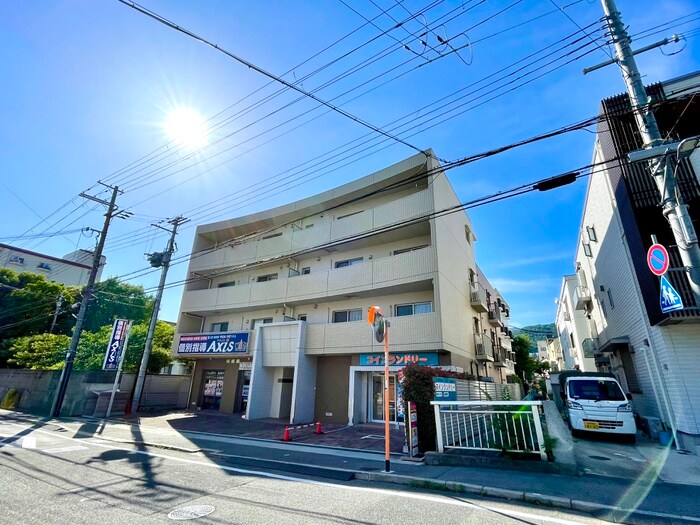 物件外観写真1　(外観写真)