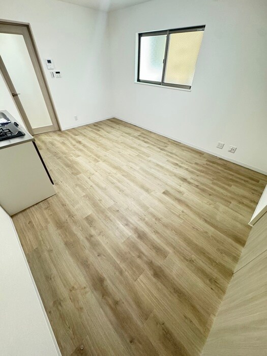 物件内観写真9　(居室)