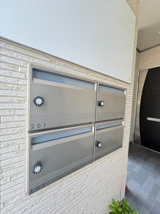 物件外観写真4　(建物設備)