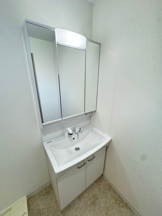 物件内観写真12　(洗面)