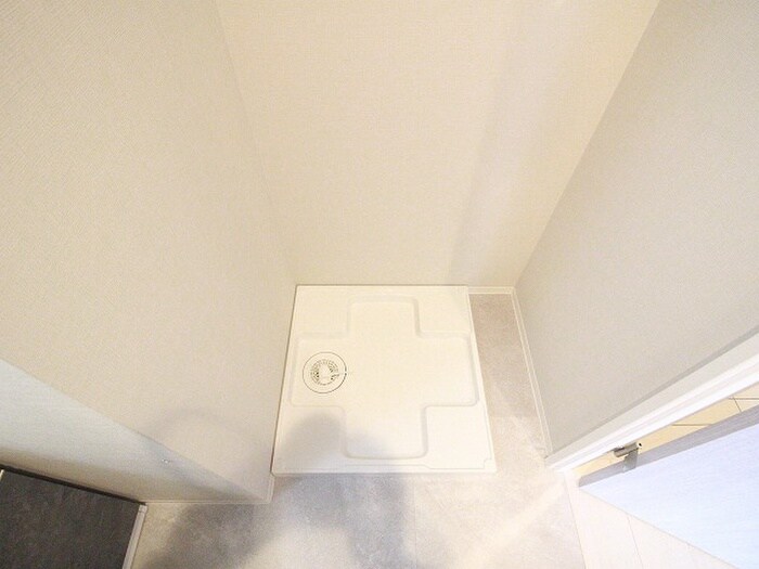 物件内観写真15　(洗濯機置場)