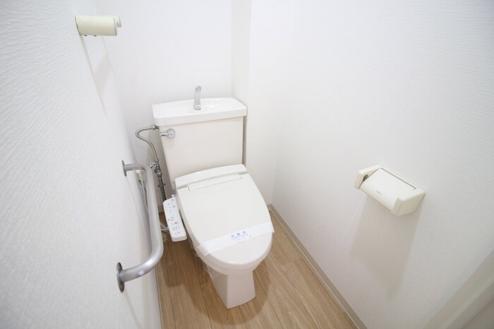 物件内観写真11　(トイレ)