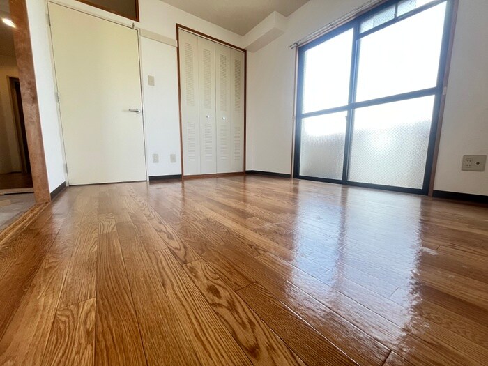 物件内観写真12　(居室)