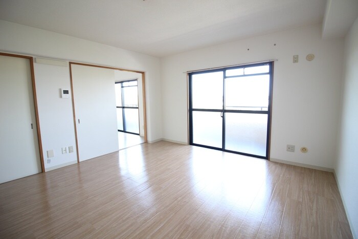 物件内観写真13　(居室)