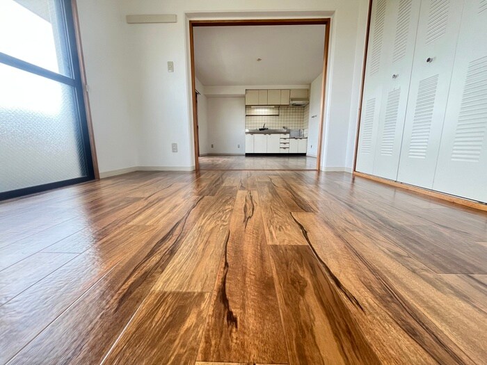 物件内観写真13　(居室)