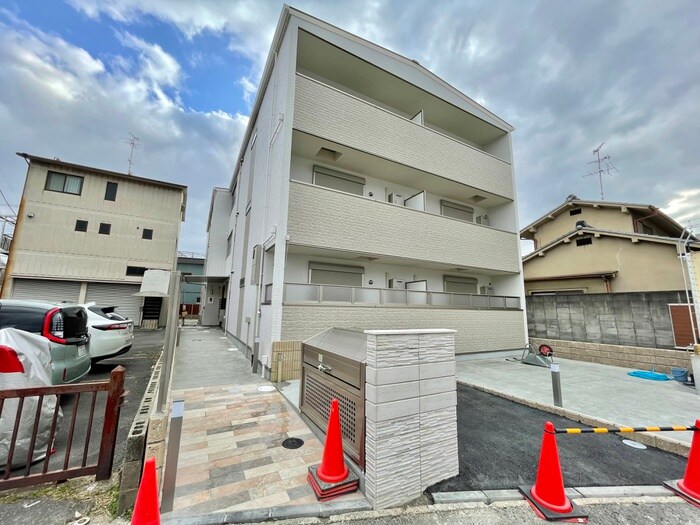 クリエオーレ滝ノ町の物件外観写真