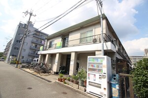 若葉荘外観写真