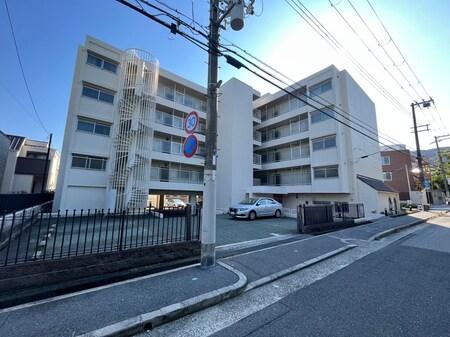 カサ・デラ・ル－チェ苦楽園外観写真