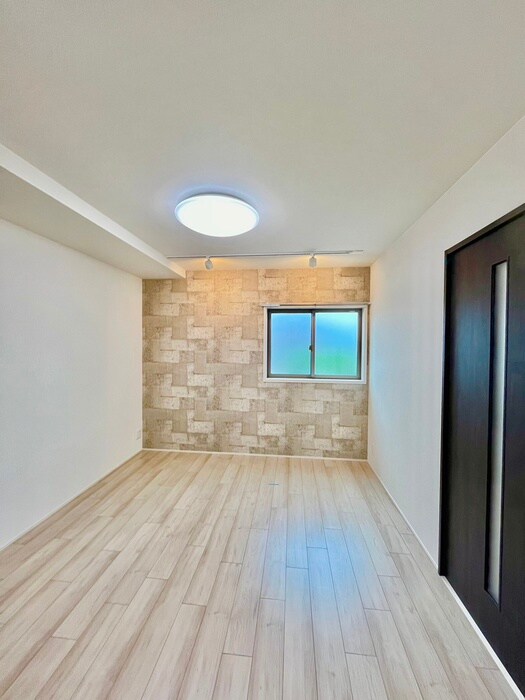 物件内観写真11　(居室)