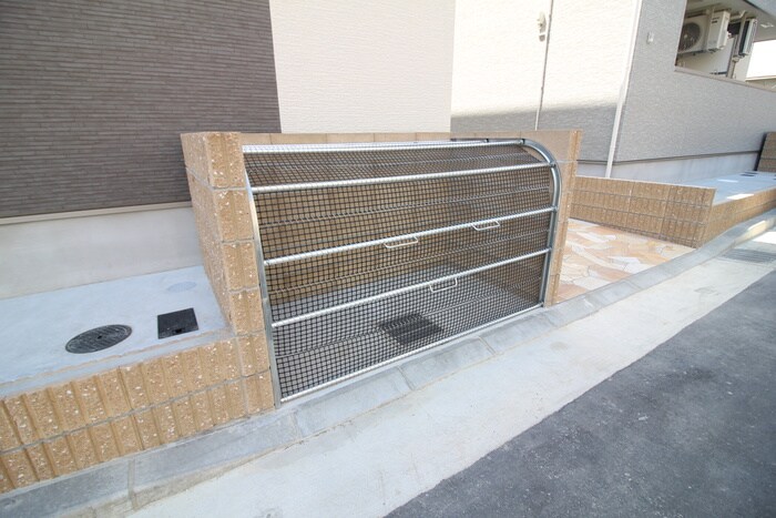 物件外観写真6　(建物設備)