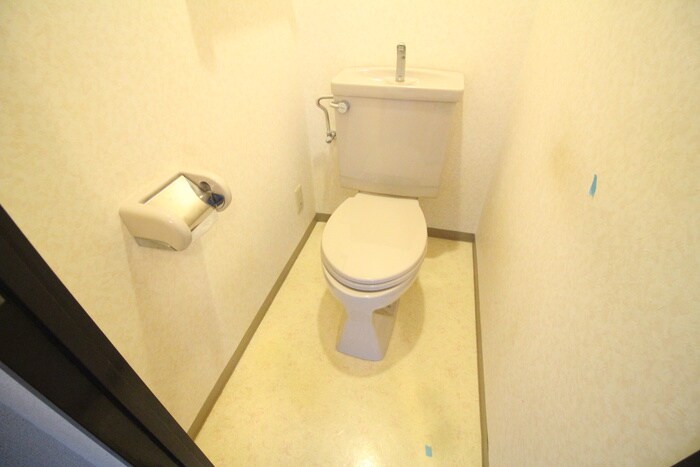 物件内観写真11　(トイレ)