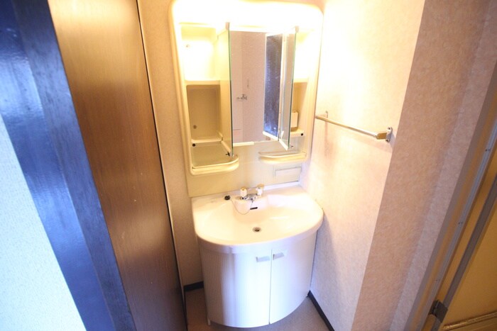 物件内観写真12　(洗面)