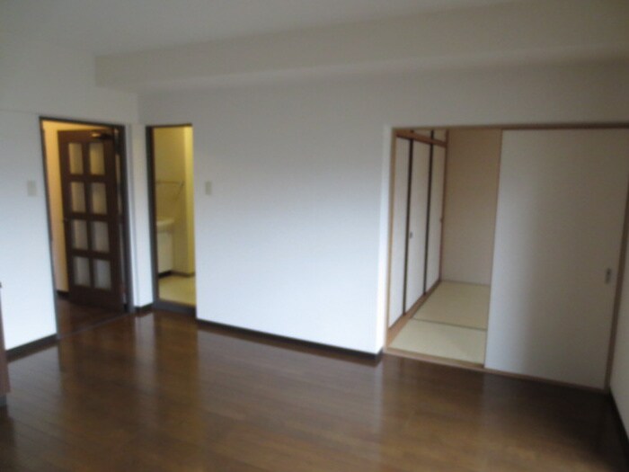 物件内観写真13　(居室)