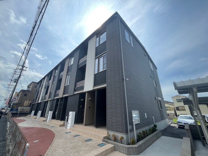 物件外観写真1　(外観写真)