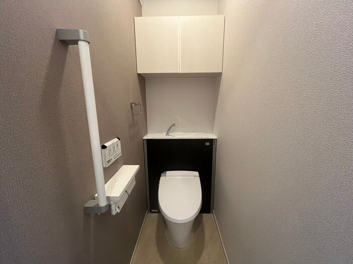 物件内観写真11　(トイレ)