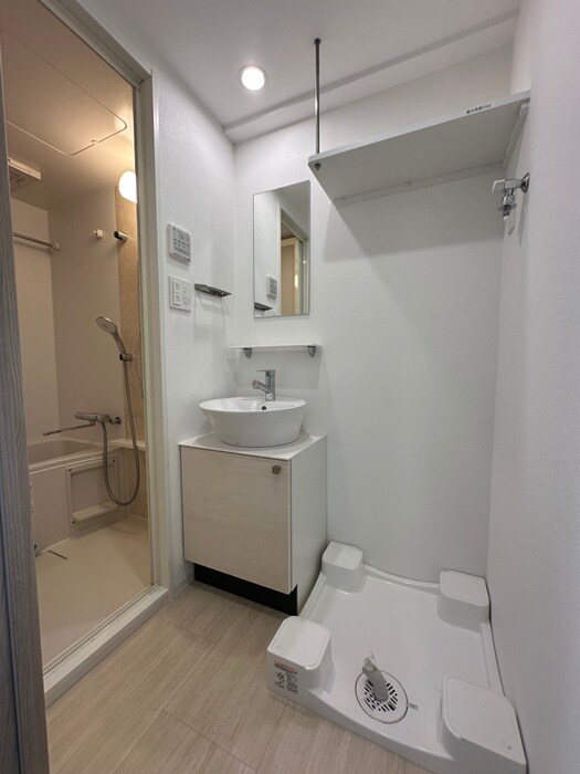 物件内観写真12　(洗面)