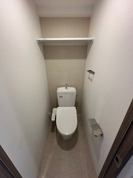 物件内観写真14　(トイレ)