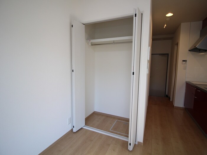 物件内観写真13　(収納)