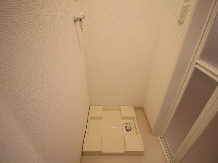 物件内観写真20　(洗濯機置場)