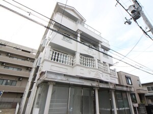 ロジェ外観写真